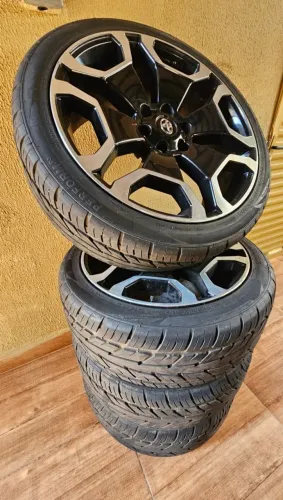 RODAS NOVAS E PNEUS NOVOS HILUX! ARO 22!