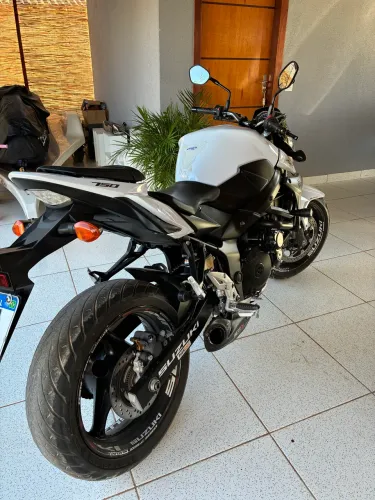 GSR-750 impecável toda original