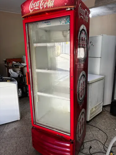 Cervejeira e expositor/ COM GARANTIA 
