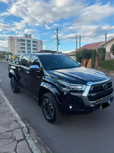 Toyota Hilux CD SRX Plus 4X4 2.8 TDI Die. Aut. 2024