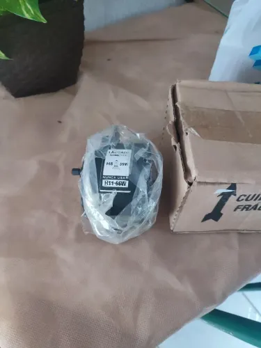 Farol de milha e soquete com lâmpadas Renault Logan e Fiat Mobi é compatível