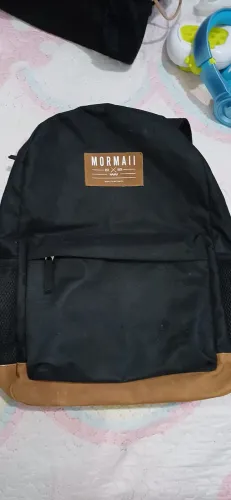 Bolsas e mochilas em ótimo estado peças bonitas.
