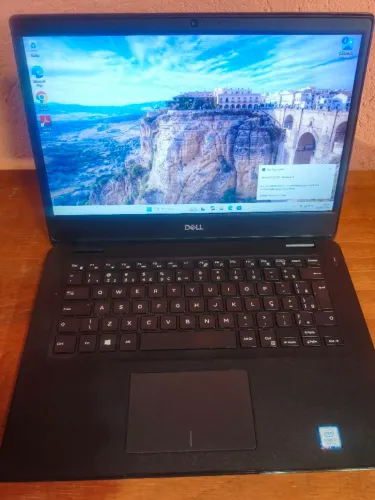 Notebook Dell Core i7 8°Geração/ SSD Nvme 256GB/ 8GB/