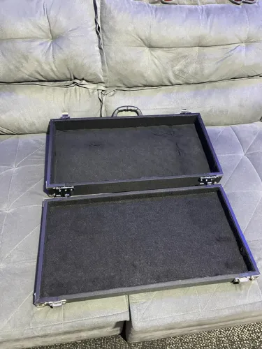 Hard Case para Pedalboard de Guitarra/Baixo - 62,5 x 32,5 cm