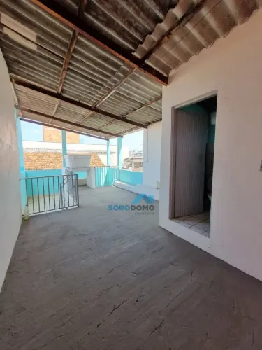 Sobrado espaçoso - Vila Assis