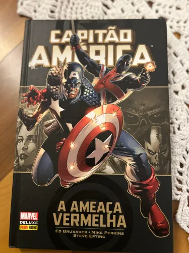 Capitão América Ameaça Vermelha - Marvel Deluxe