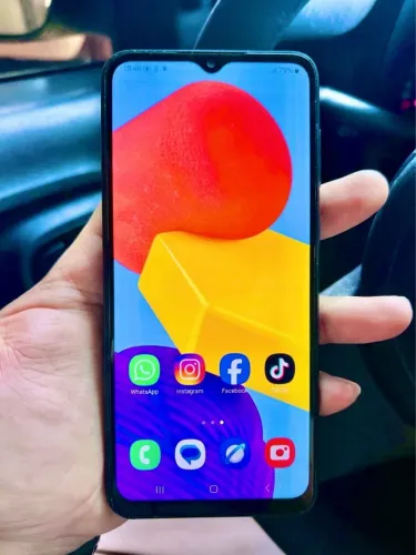 Celular Samsung M13 128GB ÓTIMO