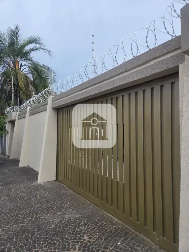 Casa para locação no bairro Presidente Roosevelt