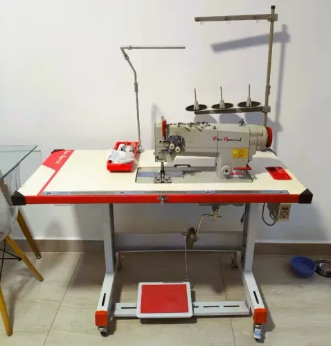 Máquina de Costura pespontadeira Sun Special