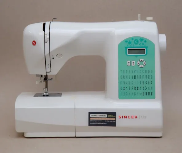 Maquina de costura Singer Starlet