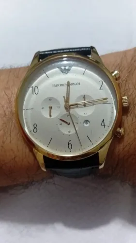 LÍNDO RELÓGIO EMPÓRO ARMANI CHRONÓGRAPH . !!!!