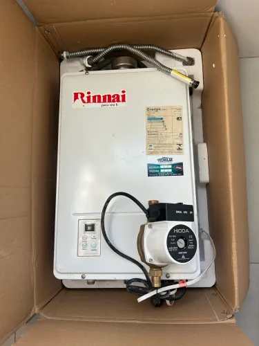 Aquecedor Rinnai mais bomba Hioda