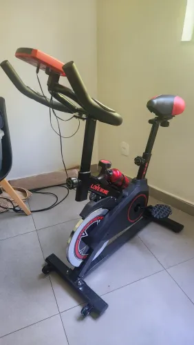 Bicicleta Ergométrica - Roda 8KG