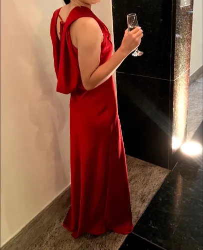 Vestido Vermelho de Seda