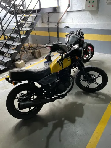 Suzuki Intruder Café Racer 125cc