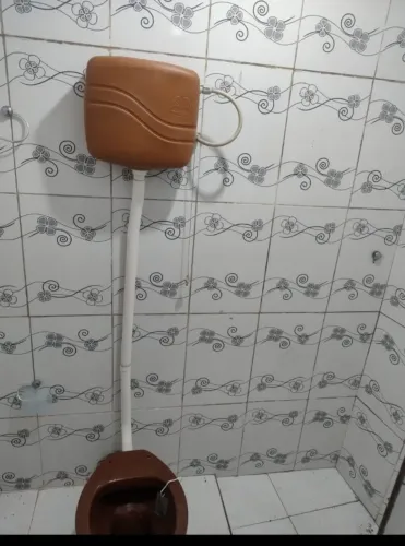 Vende se uma casa no icui