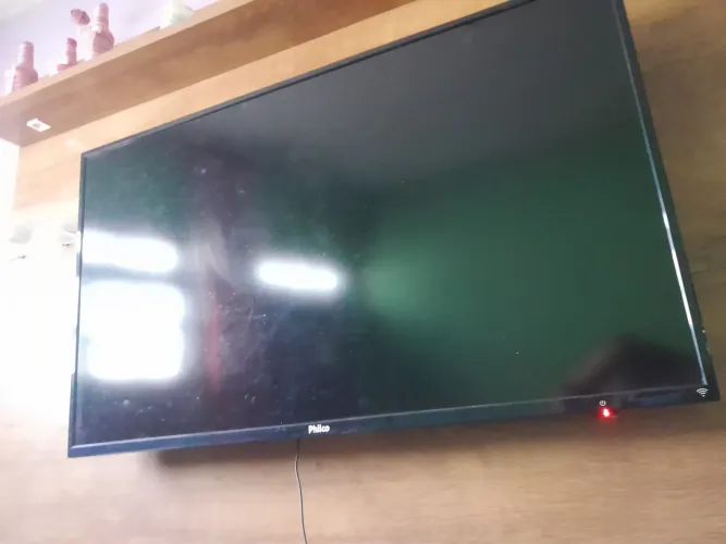 Smart Tv Philco Android 50 Polegadas ( Conserto ou Retira Peças  )