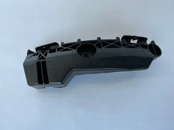 Guia Direita Parachoque Traseiro Toyota Rav4 2007 2008 2009 2010 2011 2012