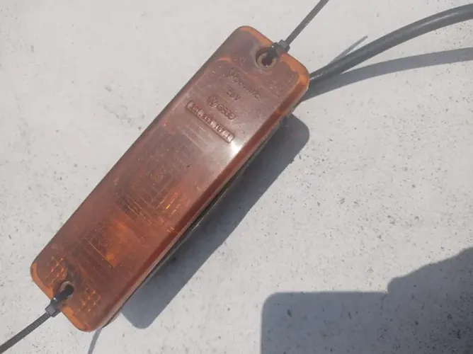 FAROL PISCA SETA PASSAT - PEÇA ORIGINAL VOLKSWAGEN 
