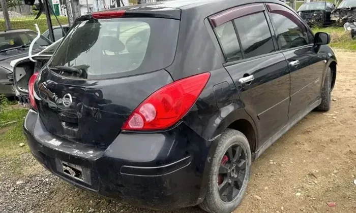 Sucata Nissan Tiida 1.8 Manual 2012(retirada Peças)