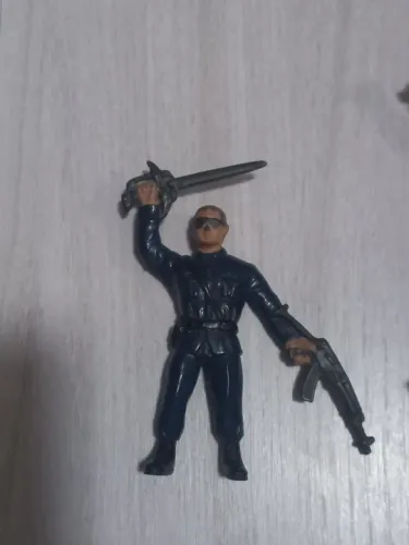 MINIATURA RAMBO 1983 CAROLCO