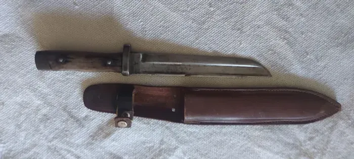 Baioneta antiga CE WG