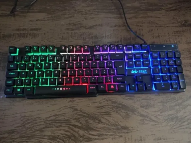 Teclado Gamer Knup Kp-2043 Retroiluminado