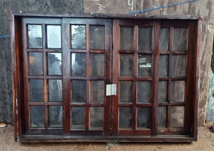 VITRO DE MADEIRA 1,65MT LARGURA X 1,15MT ALTURA /// R$550,00
