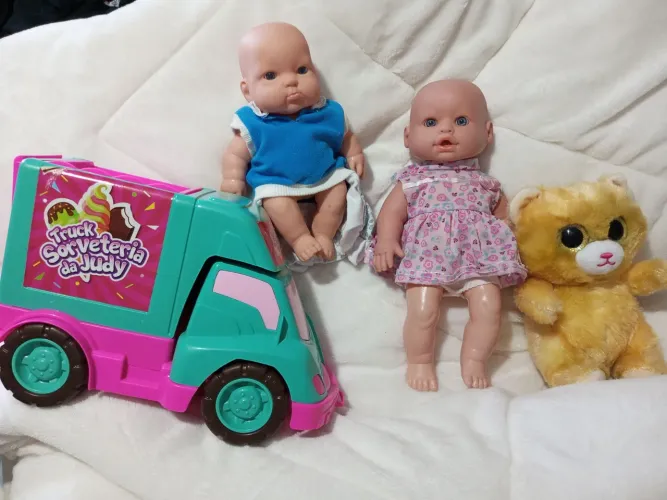 Combo de brinquedos 