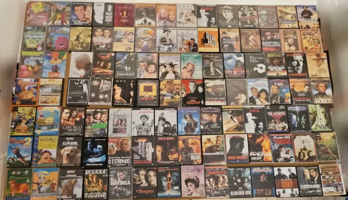 Dvds originais a venda, centenas, lacrados e não lacrados, gentileza leia a descrição!