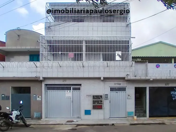 Jardim Guanabara  Casa com 2 Quartos  1 Vaga na Garagem