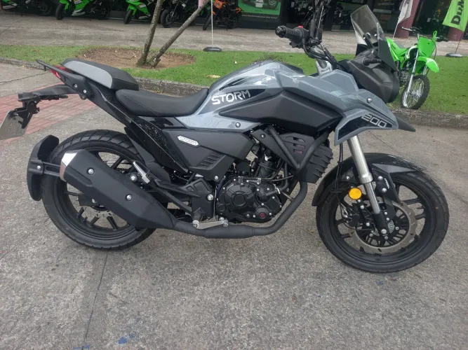 Motos Shineray XY 200 Storm EFI no Brasil