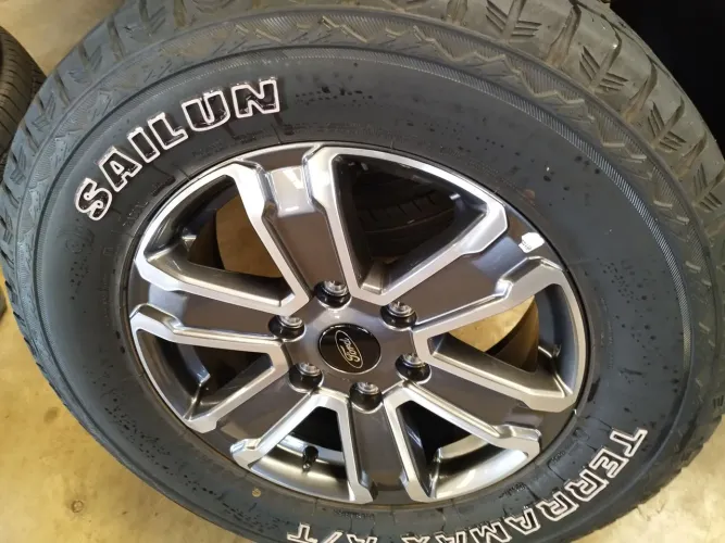 Rodas Ranger + Pneus 265/65/17