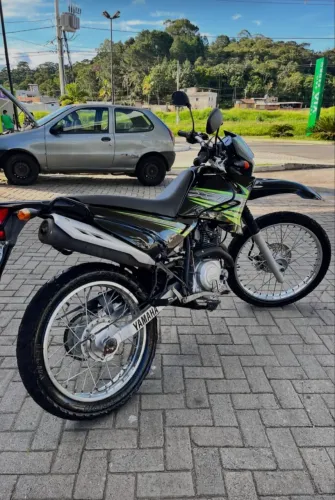 XTZ 125E 2016, pouco rodada! Moto ótima para o dia a dia