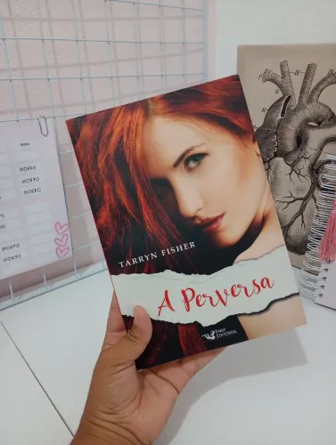 Livro A Perversa da Tarryn Fisher
