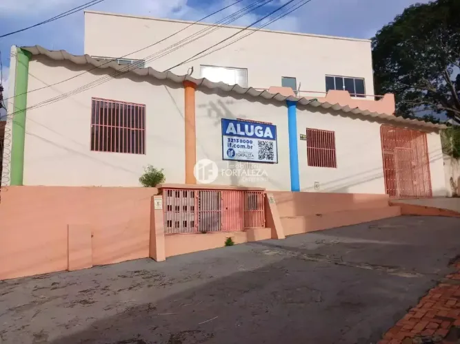 Imóvel para aluguel possui 700 metros quadrados com 9 quartos em Centro - Rio Branco - AC