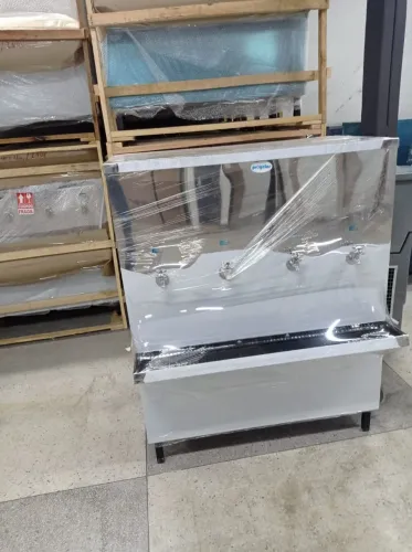 Bebedouro Industriais 200 Litros 4 torneiras