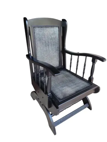 Antiga Poltrona de Balanço