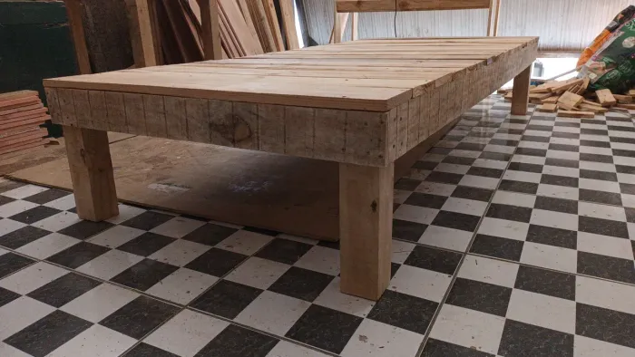 Cama Pallet - Estilo Industrial