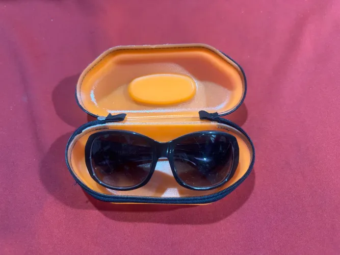 Oculos de sol triton com case