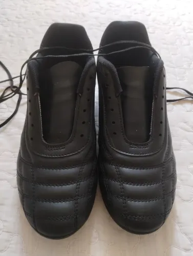 Chuteira Campo número 41 nova