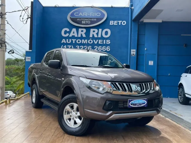 Mitsubishi L200 2.4 16V Turbo Diesel Sport GL CD 4P 4X4 Manual 2018