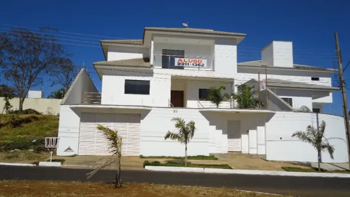 VENDO ou ALUGO imóvel residencial ou comercial, bairro nobre de Uberlândia(PREÇO REDUZIDO)