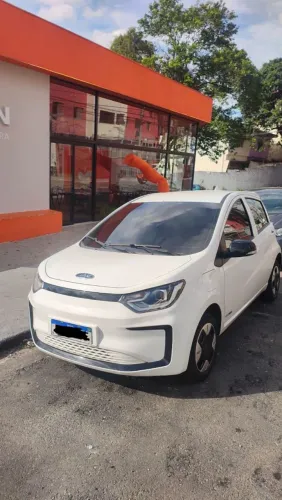 JAC E-JS1 62cv 5P Aut. (elétrico) 2023