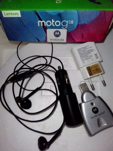 Motorola kit fone + 2 carregadores + leitor