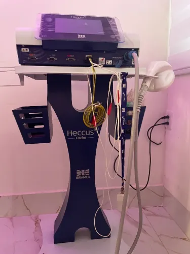 Heccus turbo ibramed - Aparelho de terapia combinada e eletroporação + Rack