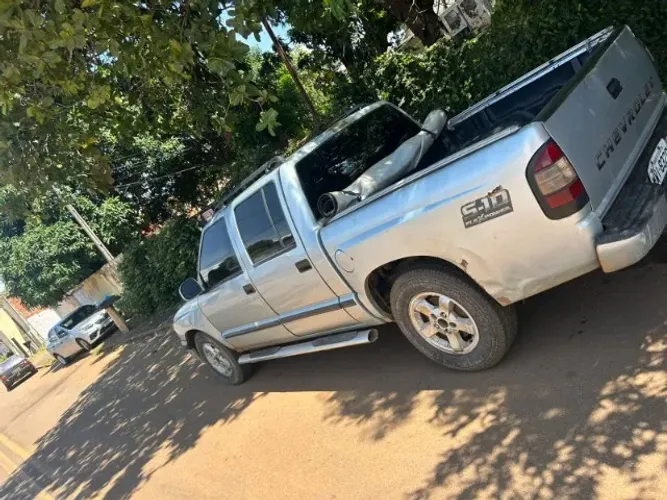 Chevrolet S10 Pick-up 2.4 MPFI 8V 128cv CD 4P 2003