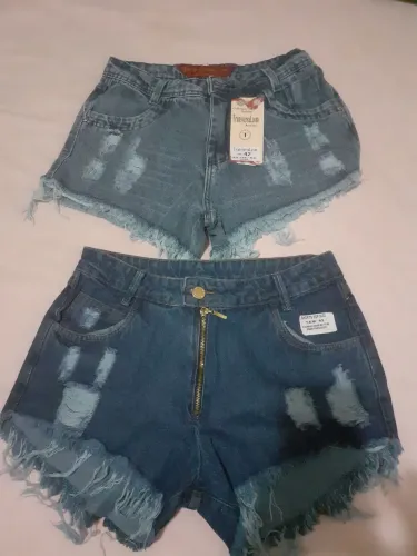 KIT DOIS SHORTS JEANS FEMININO SEM LYCRA NÚMERO 42 NOVO COM ETIQUETA.
