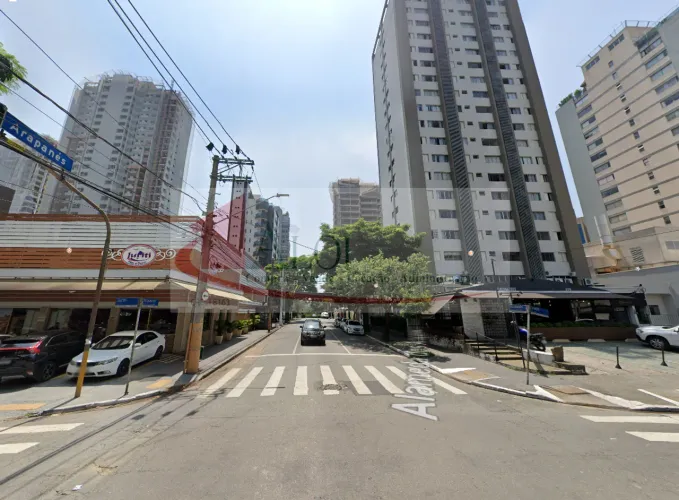 Apartamento em Moema Pássaros 40 m² com 1 vaga andar alto Fora de rota Para reforma Ideal 