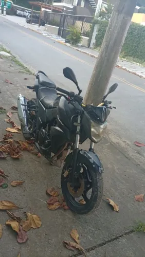 Vende-se ou aceito troca em moto mais baixa cilindrada